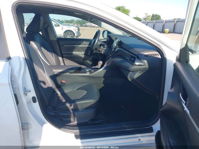 Aukcja sprzedaży 2022 Toyota Camry Se, vin: 4T1G11AK2NU712877, numer aukcji: 45106122