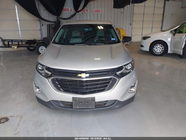 2GNAXHEV8J6319343 Chevrolet EQUINOX LS