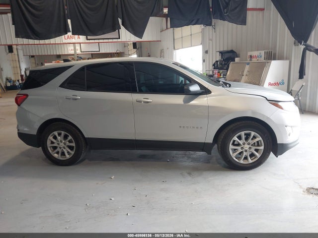 2GNAXHEV8J6319343 Chevrolet EQUINOX LS