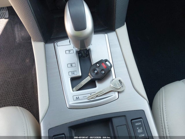 45106147 :رقم المزاد ، 4S4BRBLC9A3330909 vin ، 2010 Subaru Outback 2.5i Limited مزاد بيع