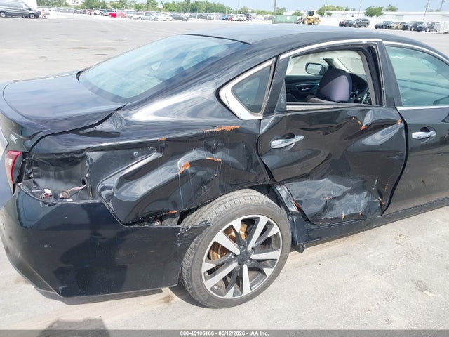45106166 :رقم المزاد ، 1N4AL3APXJC113615 vin ، 2018 Nissan Altima 2.5 Sr مزاد بيع