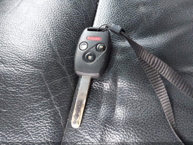 Продажа на аукционе авто 2011 Honda Pilot Touring, vin: 5FNYF3H95BB010775, номер лота: 45106165