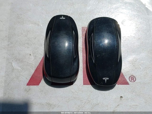 Продаж на аукціоні авто 2017 Tesla Model S 60/75, vin: 5YJSA1E15HF204318, номер лоту: 45106214