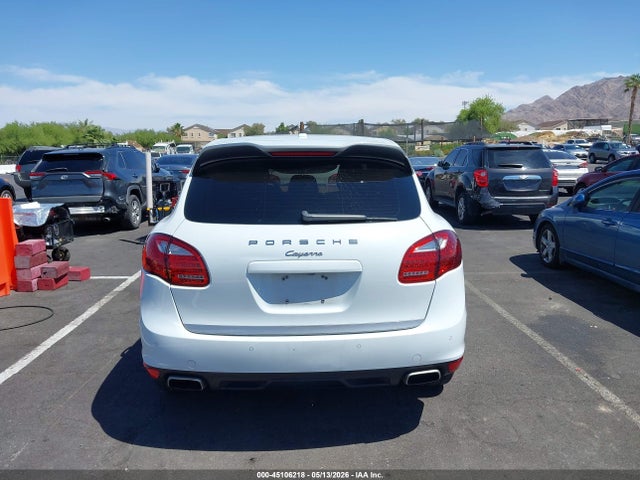 Porsche Cayenne Platinum Edition 2014 WP1AA2A28ELA93187 Image 16