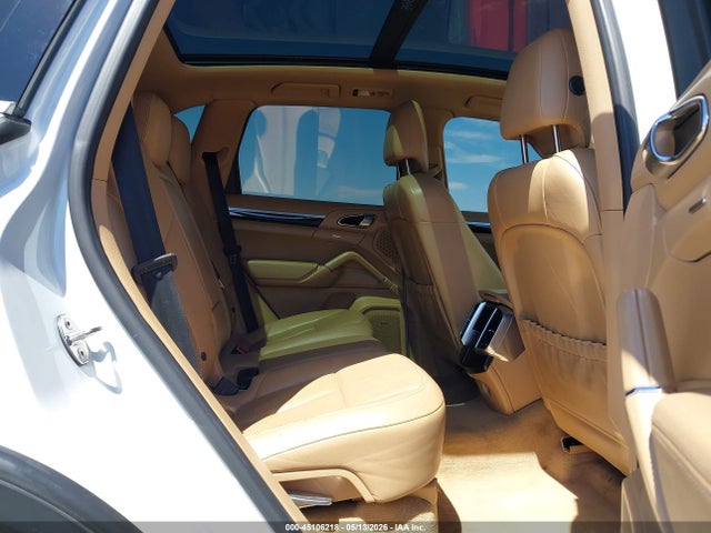 Porsche Cayenne Platinum Edition 2014 WP1AA2A28ELA93187 Image 8