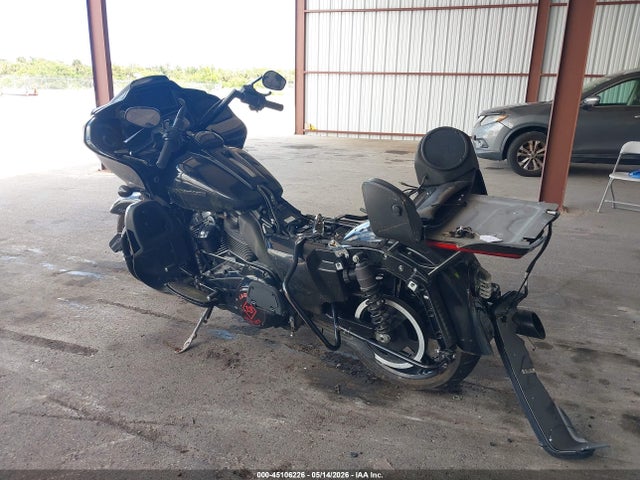 2021 Harley-davidson Fltrk მანქანა იყიდება აუქციონზე, vin: 1HD1KZF14MB661736, აუქციონის ნომერი: 45106226
