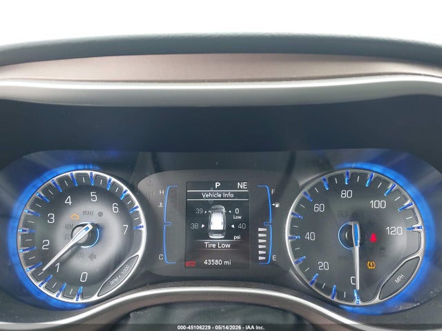 45106229 :رقم المزاد ، 2C4RC1CG5PR568497 vin ، 2023 Chrysler Voyager Lx مزاد بيع