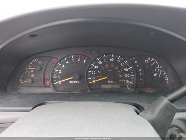 45106256 :رقم المزاد ، 5TBRT34161S194852 vin ، 2001 Toyota Tundra Sr5 V8 مزاد بيع