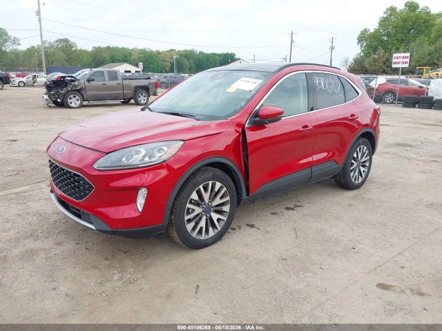 45106268 :رقم المزاد ، 1FMCU9J98LUA25689 vin ، 2020 Ford Escape Titanium مزاد بيع