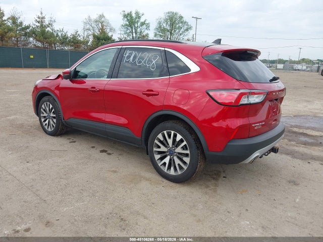 45106268 :رقم المزاد ، 1FMCU9J98LUA25689 vin ، 2020 Ford Escape Titanium مزاد بيع