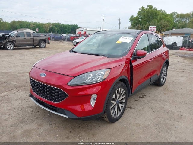 45106268 :رقم المزاد ، 1FMCU9J98LUA25689 vin ، 2020 Ford Escape Titanium مزاد بيع