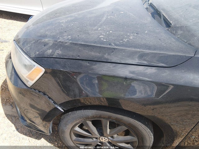 45106311 :رقم المزاد ، 3VWD17AJ2FM239437 vin ، 2015 Volkswagen Jetta 1.8t Se مزاد بيع