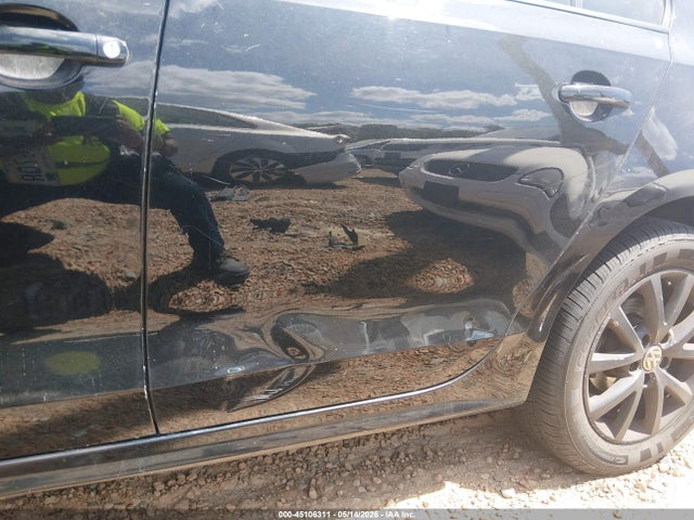 45106311 :رقم المزاد ، 3VWD17AJ2FM239437 vin ، 2015 Volkswagen Jetta 1.8t Se مزاد بيع
