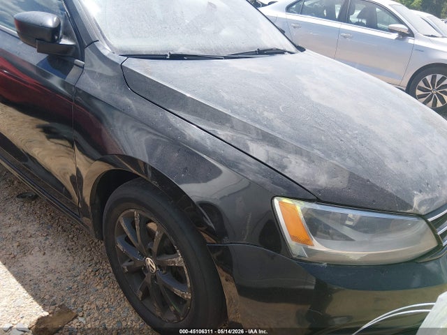 45106311 :رقم المزاد ، 3VWD17AJ2FM239437 vin ، 2015 Volkswagen Jetta 1.8t Se مزاد بيع