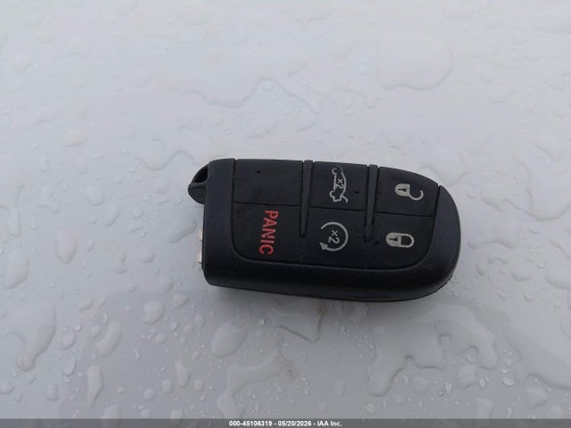 2013 Chrysler 300c Awd მანქანა იყიდება აუქციონზე, vin: 2C3CCAKTXDH573608, აუქციონის ნომერი: 45106319