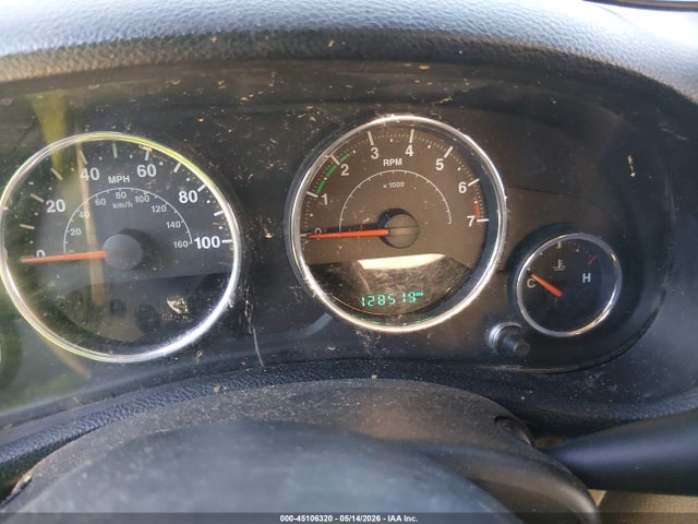 Продажа на аукционе авто 2015 Jeep Wrangler Unlimited Sport, vin: 1C4BJWDG9FL510452, номер лота: 45106320