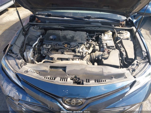 Продаж на аукціоні авто 2018 Toyota Camry Le, vin: 4T1B11HK9JU566780, номер лоту: 45106352