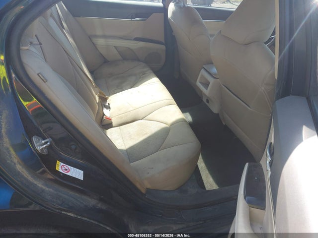 Продаж на аукціоні авто 2018 Toyota Camry Le, vin: 4T1B11HK9JU566780, номер лоту: 45106352