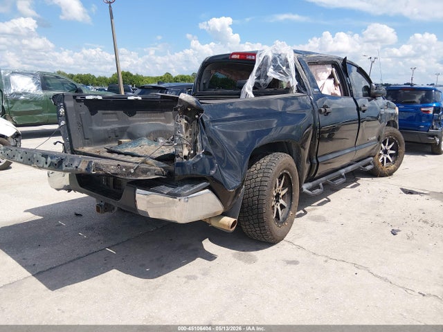 Продажа на аукционе авто 2017 Toyota Tundra Sr5 5.7l V8, vin: 5TFDW5F18HX622653, номер лота: 45106404