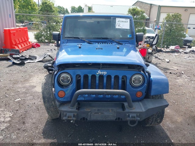 2010 Jeep Wrangler Sahara მანქანა იყიდება აუქციონზე, vin: 1J4GA5D10AL110326, აუქციონის ნომერი: 45106469