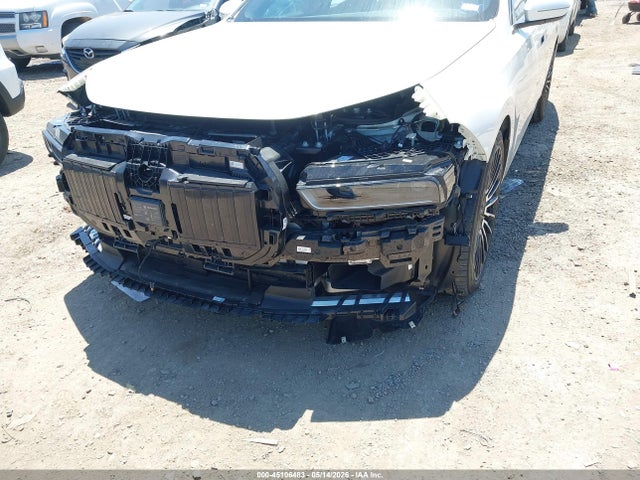 BMW 740I 2025 WBA23EH04SCT21250 Image 6
