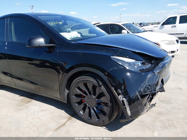 Продажа на аукционе авто 2022 Tesla Model Y Performance Dual Motor All-wheel Drive, vin: 7SAYGDEF5NF398322, номер лота: 45106484
