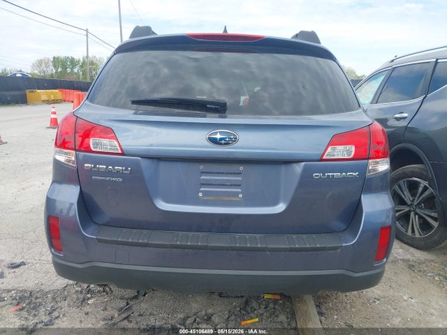 45106489 :رقم المزاد ، 4S4BRCCC3E3326026 vin ، 2014 Subaru Outback 2.5i Premium مزاد بيع