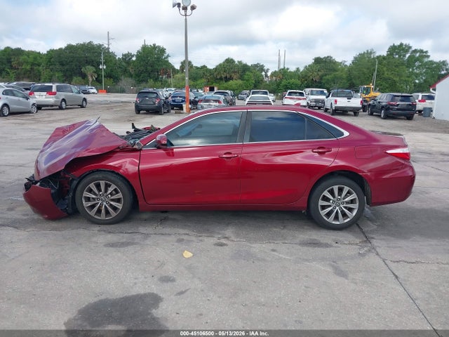 2016 Toyota Camry Xle მანქანა იყიდება აუქციონზე, vin: 4T1BF1FK7GU592744, აუქციონის ნომერი: 45106500
