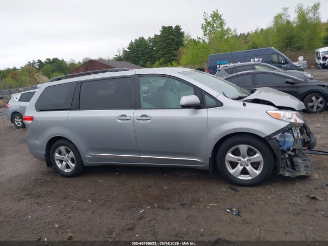 5TDKK3DC1ES458658 Toyota Sienna Le V6 8 Passenger