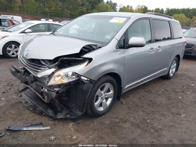 5TDKK3DC1ES458658 Toyota Sienna Le V6 8 Passenger