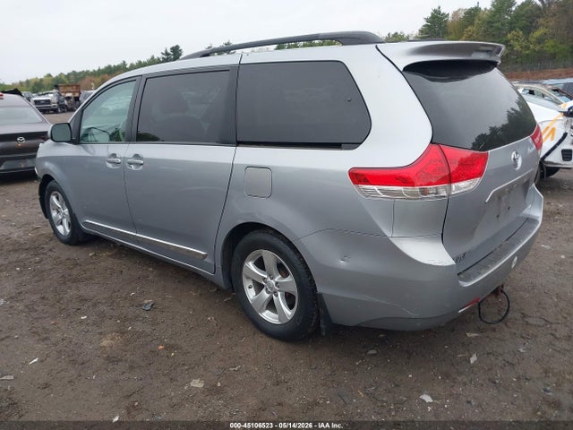 5TDKK3DC1ES458658 Toyota Sienna Le V6 8 Passenger