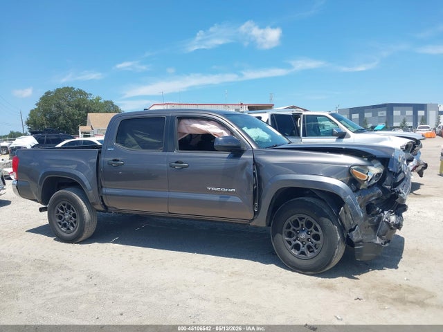 Aukcja sprzedaży 2017 Toyota Tacoma Sr5 V6, vin: 5TFAZ5CN8HX054115, numer aukcji: 45106542