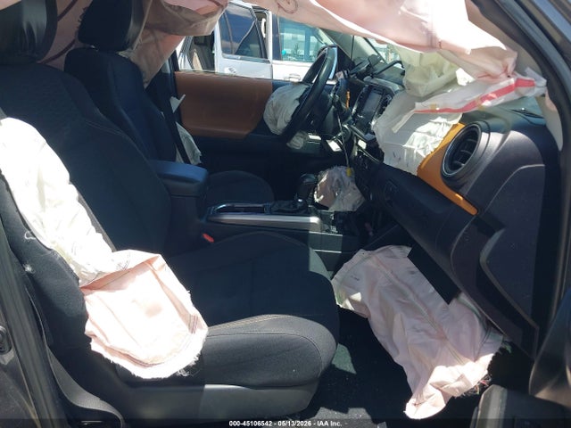 Aukcja sprzedaży 2017 Toyota Tacoma Sr5 V6, vin: 5TFAZ5CN8HX054115, numer aukcji: 45106542