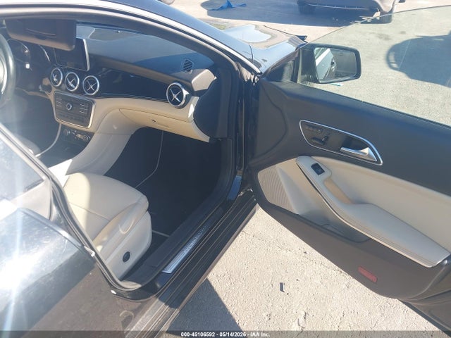 2015 Mercedes-benz Cla 250 მანქანა იყიდება აუქციონზე, vin: WDDSJ4EB2FN189856, აუქციონის ნომერი: 45106592