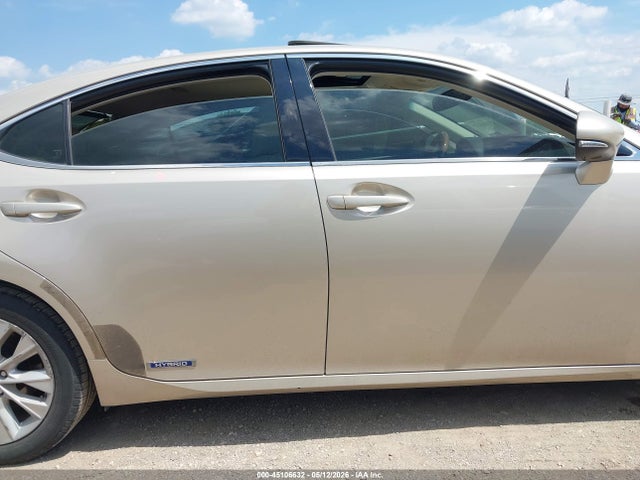 Lexus ES 300H 2014 JTHBW1GG7E2058049 Image 14