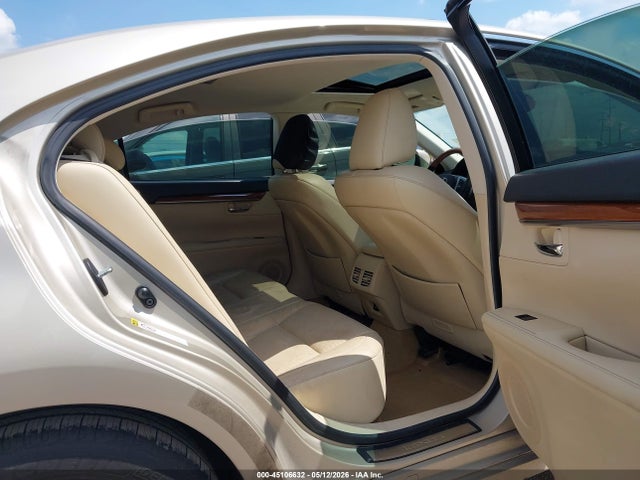 Lexus ES 300H 2014 JTHBW1GG7E2058049 Image 8