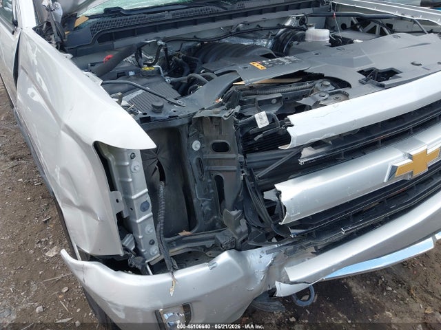 2018 Chevrolet Silverado 1500 2lt მანქანა იყიდება აუქციონზე, vin: 3GCUKREC1JG175700, აუქციონის ნომერი: 45106640