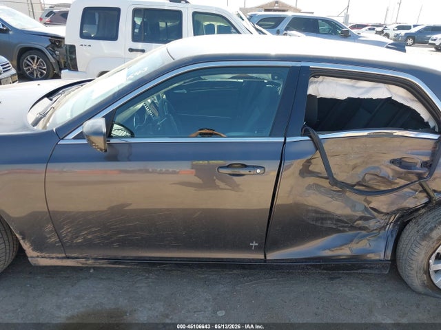 Aukcja sprzedaży 2023 Chrysler 300 Touring, vin: 2C3CCAAG0PH684080, numer aukcji: 45106643