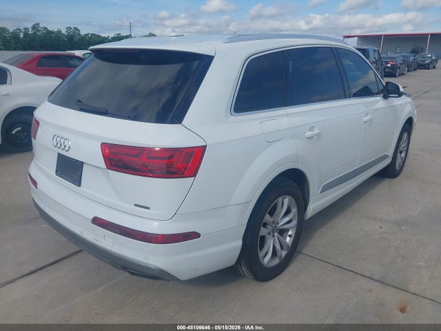 WA1LHAF70HD048791 Audi Q7 2.0t Premium