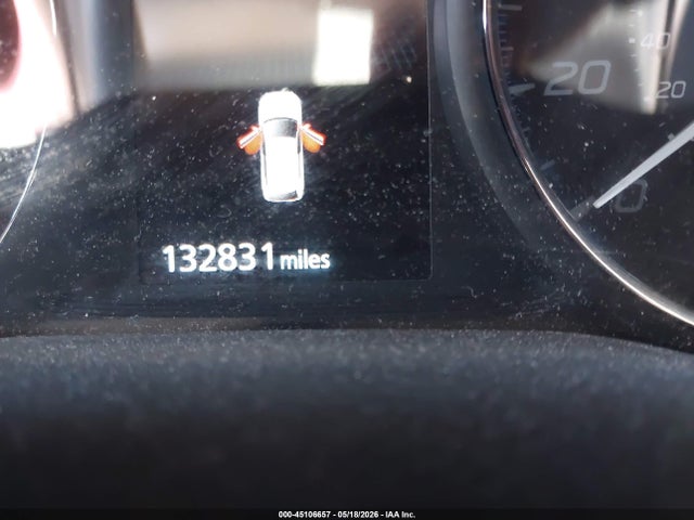 45106657 :رقم المزاد ، JA4AZ3A39JZ056630 vin ، 2018 Mitsubishi Outlander Es مزاد بيع