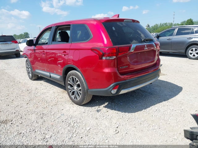 45106657 :رقم المزاد ، JA4AZ3A39JZ056630 vin ، 2018 Mitsubishi Outlander Es مزاد بيع