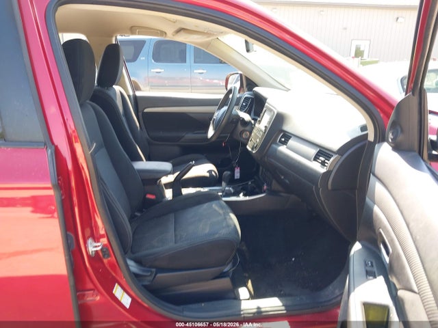 45106657 :رقم المزاد ، JA4AZ3A39JZ056630 vin ، 2018 Mitsubishi Outlander Es مزاد بيع