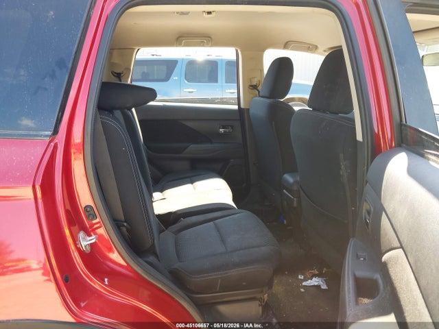 45106657 :رقم المزاد ، JA4AZ3A39JZ056630 vin ، 2018 Mitsubishi Outlander Es مزاد بيع
