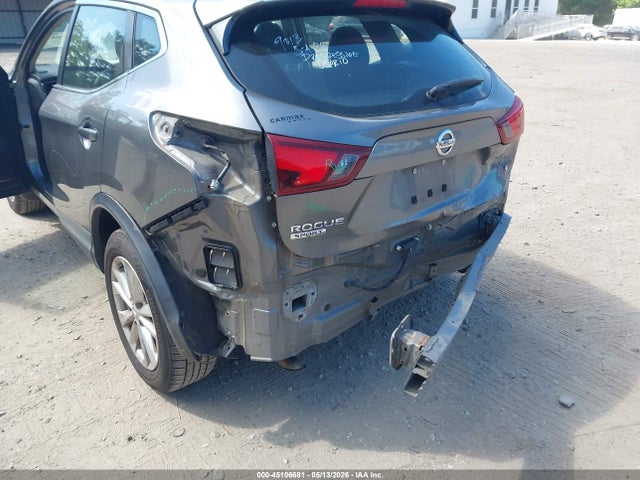 JN1BJ1CR6HW126607 Nissan Rogue Sport Sv