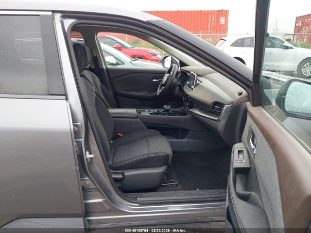 5N1AT3BA6MC706764 Nissan Rogue Sv Fwd