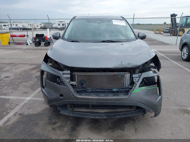 5N1AT3BA6MC706764 Nissan Rogue Sv Fwd