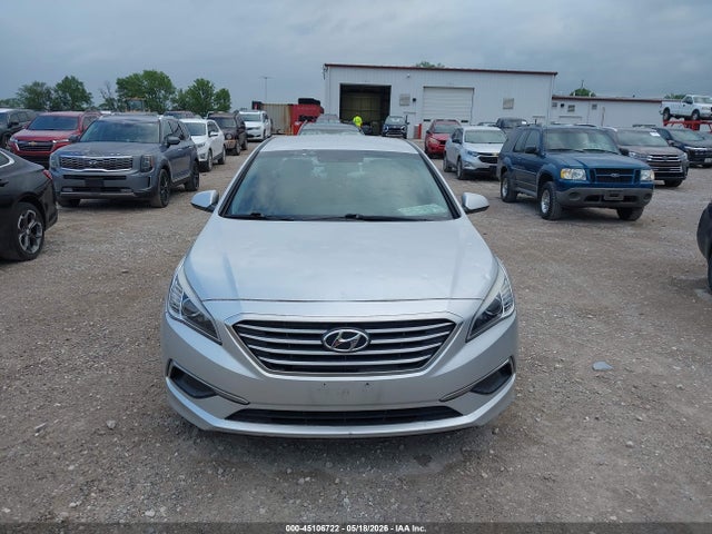Hyundai SONATA SE 2016 5NPE24AF8GH298613 Image 12