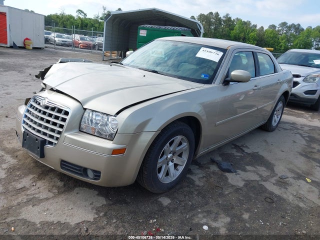 2007 Chrysler 300 Touring მანქანა იყიდება აუქციონზე, vin: 2C3KA53G27H617938, აუქციონის ნომერი: 45106726