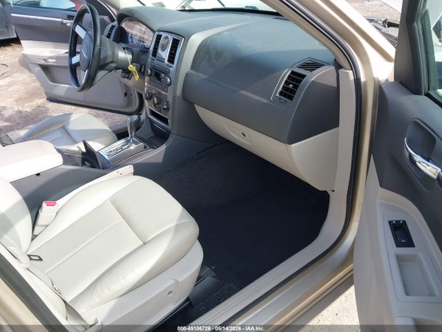 2007 Chrysler 300 Touring მანქანა იყიდება აუქციონზე, vin: 2C3KA53G27H617938, აუქციონის ნომერი: 45106726