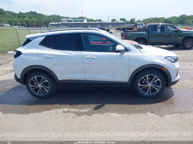 2022 Buick Encore Gx Fwd Essence მანქანა იყიდება აუქციონზე, vin: KL4MMFSL4NB090680, აუქციონის ნომერი: 45106736